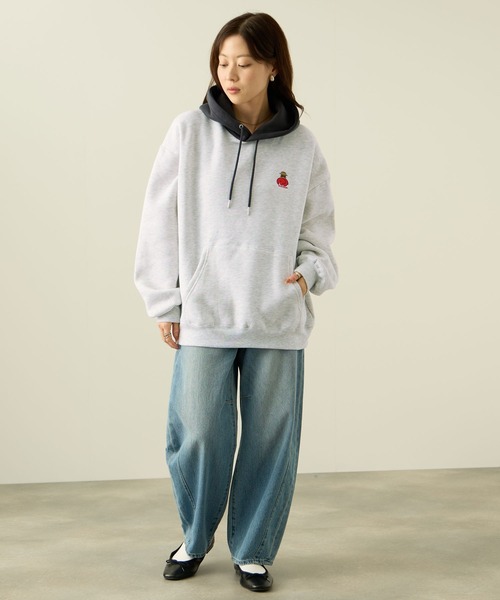 Red Cap Girl(レッドキャプガール)の「REDCAPGIRL×DOMDOM 裏起毛配色フーディー(パーカー・メンズ・ブラック/アッシュグレー/グリーン・M/XL/L)」の16枚目の写真