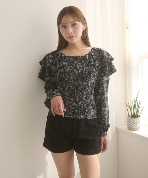 Ambre Neige（アンブルネージュ）の「shoulder ribbon flill blouse / ショルダーリボンフリルブラウス（シャツ/ブラウス・レディース・ブラック系その他/オフホワイト/ブラック・FREE）」の7枚目の写真