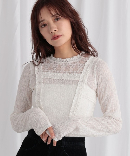 mysty woman（ミスティウーマン）の「レースハイネックカットソー 576986（Tシャツ/カットソー・レディース・ブルー/オフホワイト/ブラック・FREE）」の2枚目の写真