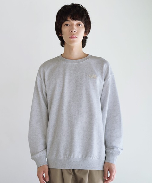 THE NORTH FACE（ザノースフェイス）の「THE NORTH FACE 国内未発売ベーシック コットン ワンポイント ロゴ スウェットM'S CORE SWEATSHIRTS（スウェット・メンズ・シルバー/ラベンダー/クリーム/ブラック・XL/L/M/S）」の5枚目の写真