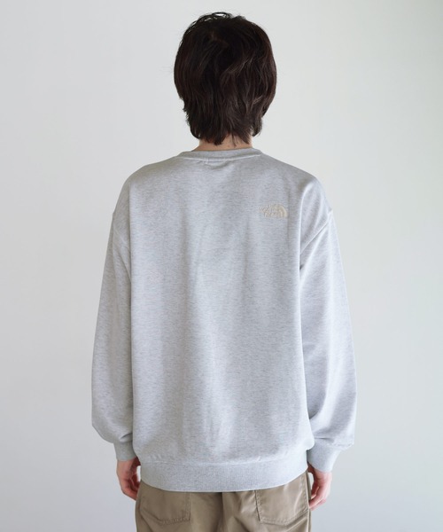 THE NORTH FACE（ザノースフェイス）の「THE NORTH FACE 国内未発売ベーシック コットン ワンポイント ロゴ スウェットM'S CORE SWEATSHIRTS（スウェット・メンズ・シルバー/ラベンダー/クリーム/ブラック・XL/L/M/S）」の7枚目の写真