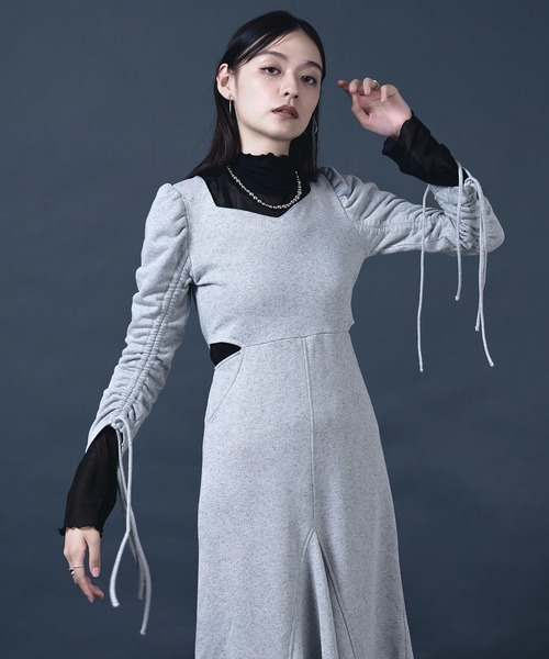 Ellno de Mavie（エルノデメヴィ）の「2wayラメスウェットカットアウトワンピース（ワンピース・レディース・ブラック/グレー・FREE）」の2枚目の写真