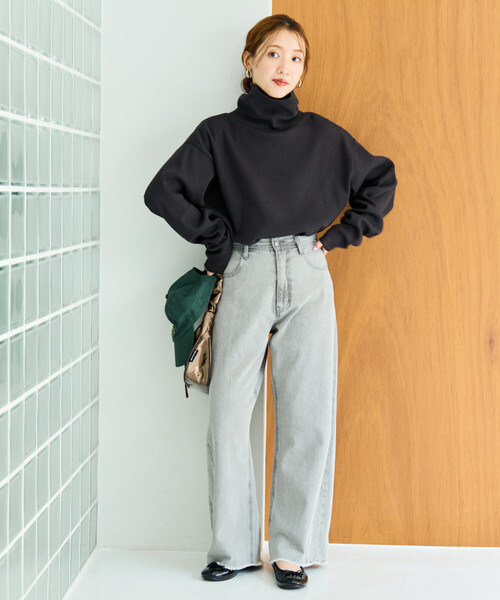 FREAK'S STORE(フリークスストア)の「限定展開 ワッフル タートルネック チュニック プルオーバー(Tシャツ/カットソー・レディース・オリーブ/ブルー/オフホワイト/杢グレー/スミクロ/ベージュ・フリ-)」の13枚目の写真