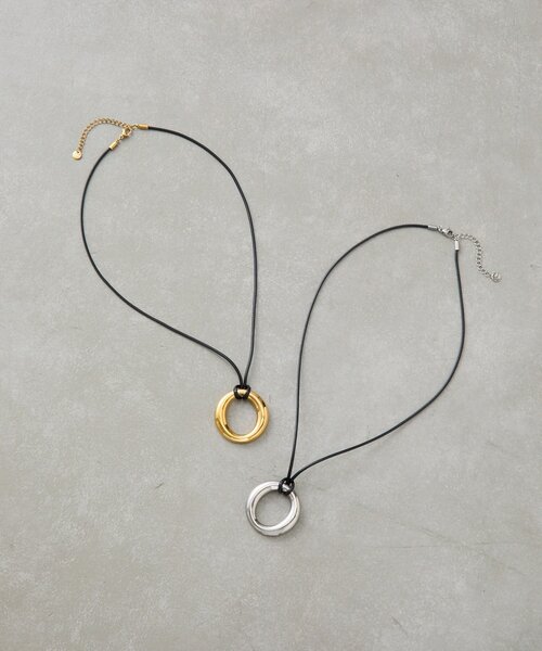 SHENERY(シーナリー)の「モチーフレザーネックレス(ネックレス・レディース・シルバー/ゴールド・FREE)」の1枚目の写真