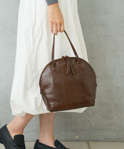 BIRTHDAY BAR（バースデイバー）の「LIGHT LEATHER BOSTON 軽量本革ボストンバッグ（ボストンバッグ・レディース・ブラック/ダークブラウン/キャメル・0）」の9枚目の写真