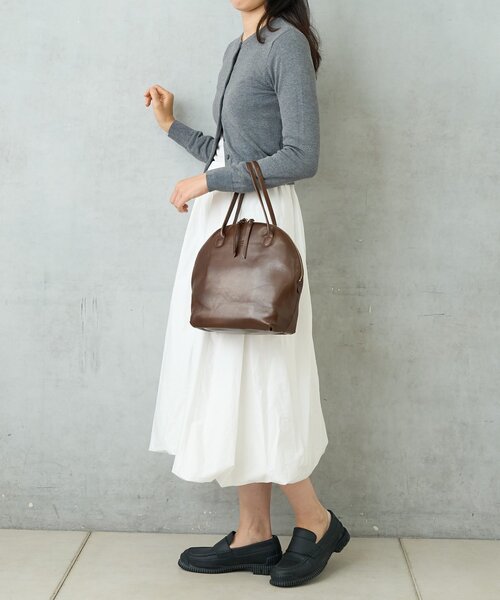 BIRTHDAY BAR（バースデイバー）の「LIGHT LEATHER BOSTON 軽量本革ボストンバッグ（ボストンバッグ・レディース・ブラック/ダークブラウン/キャメル・0）」の13枚目の写真