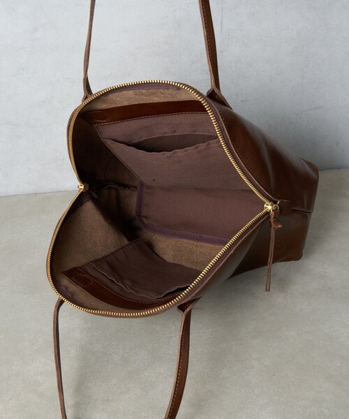 BIRTHDAY BAR（バースデイバー）の「LIGHT LEATHER BOSTON 軽量本革ボストンバッグ（ボストンバッグ・レディース・ブラック/ダークブラウン/キャメル・0）」の17枚目の写真