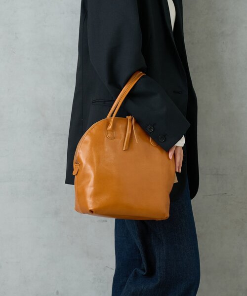 BIRTHDAY BAR（バースデイバー）の「LIGHT LEATHER BOSTON 軽量本革ボストンバッグ（ボストンバッグ・レディース・ブラック/ダークブラウン/キャメル・0）」の21枚目の写真