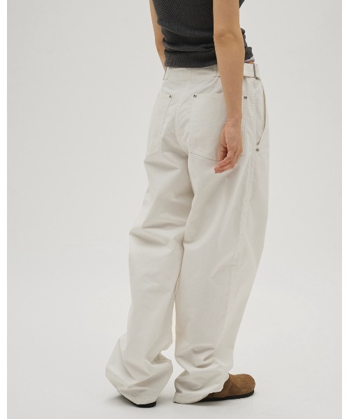 TODAYFUL（トゥデイフル）の「Boyfriend Cotton Pants（デニムパンツ・レディース・ブラック/ホワイト・36inch/38inch）」の10枚目の写真