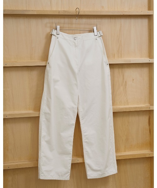 TODAYFUL（トゥデイフル）の「Boyfriend Cotton Pants（デニムパンツ・レディース・ブラック/ホワイト・36inch/38inch）」の21枚目の写真