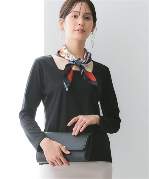 7days Life Styling(セブンデイズライフスタイリング)の「透け対策シルケット加工ダブルフロントスクエアネック長袖トップス<大きいサイズ有>(Tシャツ/カットソー・レディース・オフホワイト/ブラック・M/L/LL/3L)」の2枚目の写真