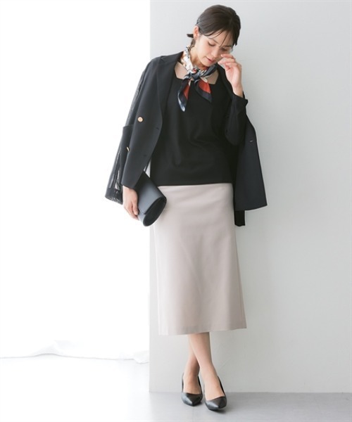 7days Life Styling(セブンデイズライフスタイリング)の「透け対策シルケット加工ダブルフロントスクエアネック長袖トップス<大きいサイズ有>(Tシャツ/カットソー・レディース・オフホワイト/ブラック・M/L/LL/3L)」の8枚目の写真