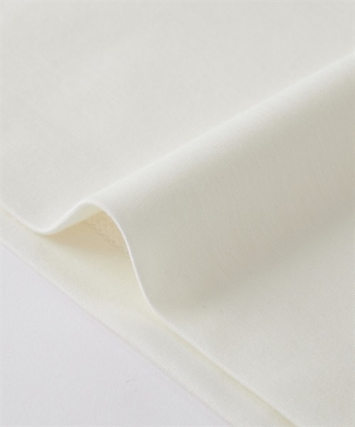 7days Life Styling(セブンデイズライフスタイリング)の「透け対策シルケット加工ダブルフロントスクエアネック長袖トップス<大きいサイズ有>(Tシャツ/カットソー・レディース・オフホワイト/ブラック・M/L/LL/3L)」の15枚目の写真