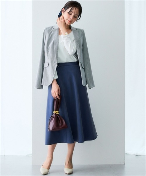 7days Life Styling（セブンデイズライフスタイリング）の「【選べる首元デザイン】透け対策　シルケット加工ダブルフロント長袖トップス（Tシャツ/カットソー・レディース・オフホワイト/ブラック・M/L/LL/3L）」の8枚目の写真