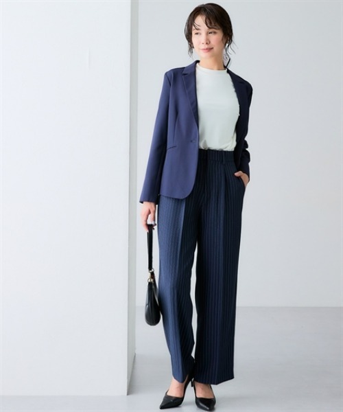 7days Life Styling（セブンデイズライフスタイリング）の「【選べる首元デザイン】透け対策　シルケット加工ダブルフロント長袖トップス（Tシャツ/カットソー・レディース・オフホワイト/ブラック・M/L/LL/3L）」の11枚目の写真