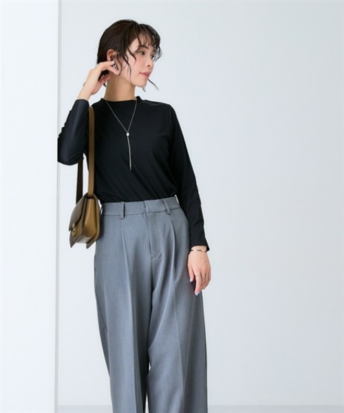 7days Life Styling（セブンデイズライフスタイリング）の「【選べる首元デザイン】透け対策　シルケット加工ダブルフロント長袖トップス（Tシャツ/カットソー・レディース・オフホワイト/ブラック・M/L/LL/3L）」の18枚目の写真
