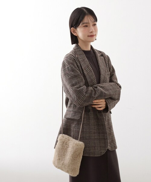 THE SHOP TK （ザ ショップ ティーケー ）の「フェイクファーショルダーミニバッグ（ショルダーバッグ・レディース・ナチュラル/キャメル/スミクロ・00）」の7枚目の写真