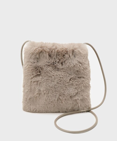 THE SHOP TK （ザ ショップ ティーケー ）の「フェイクファーショルダーミニバッグ（ショルダーバッグ・レディース・ナチュラル/キャメル/スミクロ・00）」の12枚目の写真