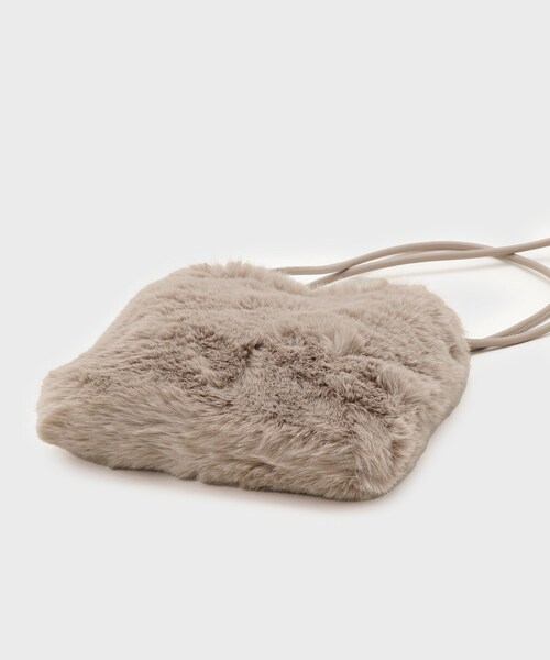 THE SHOP TK （ザ ショップ ティーケー ）の「フェイクファーショルダーミニバッグ（ショルダーバッグ・レディース・ナチュラル/キャメル/スミクロ・00）」の15枚目の写真