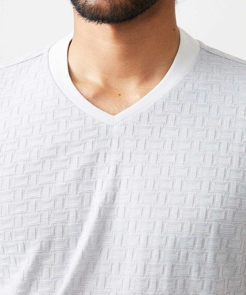 MICHEL KLEIN HOMME (ミッシェルクランオム)の「《日本製》レンガ柄Vネック長袖カットソー(Tシャツ/カットソー・メンズ・ライトグレー/レッド/ダークグレー・MEDIUM/LARGE/X-LARGE)」の9枚目の写真