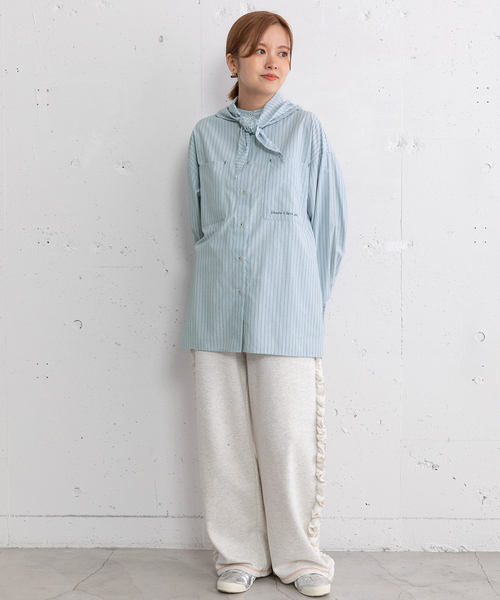 POU DOU DOU（プードゥドゥ）の「ネッカチーフ付きポケットシャツ（シャツ/ブラウス・レディース・ブルー/ライトベージュ/ブラック・M）」の9枚目の写真