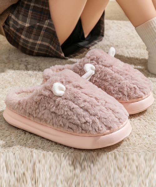 楽天市場】スリッパ ルームシューズ 屋外サンダル レディース スリッパ 冬 室内 履き おしゃれ かわいい ふわふわ もこもこ 滑り止め 洗える  来客用 送料無料 フェザーストア : FEATHER STOA YIJIARAN レディース Furry Slides レディース かわいい フラシ天  ふわふわ ... レディース スリッパ ソフト プラッシュ 暖かい ハウス シューズ 滑り止め ふわふわ ファー 屋内/屋外スリッパ