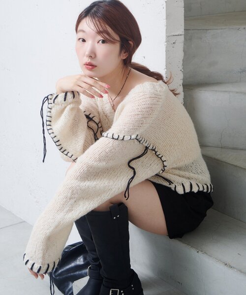Kastane（カスタネ）の「【S.Mサイズ展開】ブラインドステッチニット（ニット/セーター・レディース・ピンク/アイボリー/ブルー・SMALL/MEDIUM）」の4枚目の写真