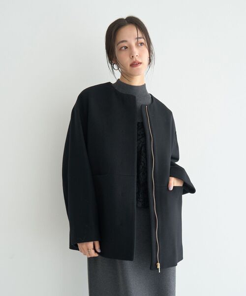 YECCA VECCA（イェッカヴェッカ）の「【国産ウール使用】ノーカラーミドル丈ウールコート（ノーカラーコート・レディース・ブラック/ライトベージュ・FREE）」の22枚目の写真