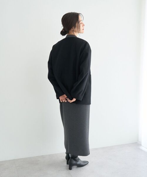 YECCA VECCA（イェッカヴェッカ）の「【国産ウール使用】ノーカラーミドル丈ウールコート（ノーカラーコート・レディース・ブラック/ライトベージュ・FREE）」の17枚目の写真
