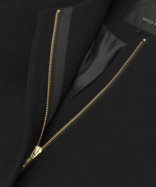 YECCA VECCA（イェッカヴェッカ）の「【国産ウール使用】ノーカラーミドル丈ウールコート（ノーカラーコート・レディース・ブラック/ライトベージュ・FREE）」の11枚目の写真