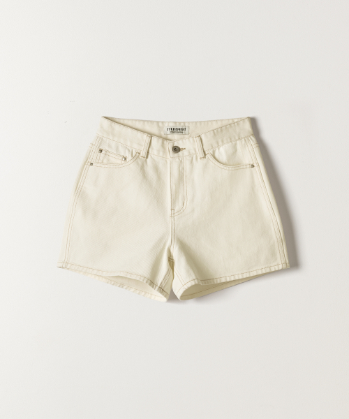 TTUDEMENT(トュードメント)の「ESSENTIAL DENIM SHORTS ECRU(その他パンツ・レディース・その他・SMALL/MEDIUM/LARGE)」の4枚目の写真