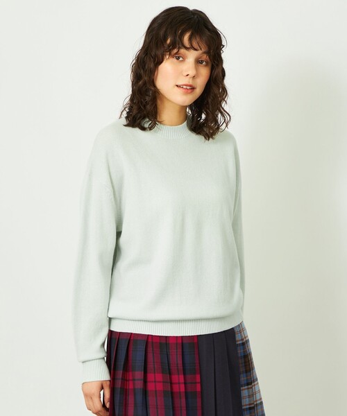 MACKINTOSH PHILOSOPHY（ﾏｯｷﾝﾄｯｼｭ ﾌｨﾛｿﾌｨｰ）の「GREY LABEL ウールカシミヤクルーネックニット（ニット/セーター・レディース・レッド系その他/ダークネイビー/ピンク/グリーン/チャコールグレー・6/2）」の2枚目の写真