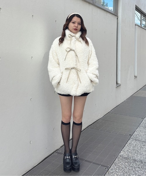 one way（ワンウェイ）の「リボンボアジャケット（ダウンジャケット/コート・レディース・ホワイト/アイボリー/ブラック/グレー・FREE）」の15枚目の写真