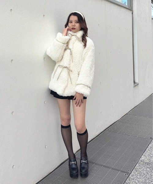 one way（ワンウェイ）の「リボンボアジャケット（ダウンジャケット/コート・レディース・ホワイト/アイボリー/ブラック/グレー・FREE）」の18枚目の写真