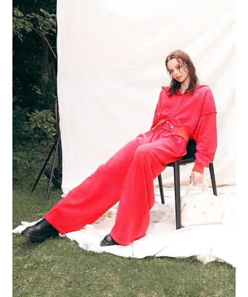 EVRIS（エヴリス）の「パウダースウェットワイドパンツ【セットアップ着用可能】（スウェットパンツ・レディース・アイボリー/ブラック/レッド/ブラウン・FREE）」の5枚目の写真