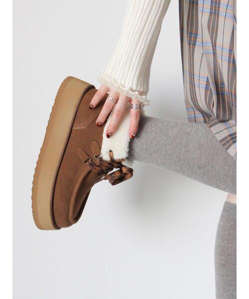 ehka sopo(エヘカソポ)の「ボアモカシン(ブーツ・レディース・ブラウン/キナリ/ベージュ・M/L)」の9枚目の写真