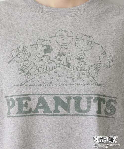 Dessin(デッサン)の「PEANUTSロングTシャツ(Tシャツ/カットソー・レディース・オフホワイト/グレー/ブラウン系その他・02/04)」の14枚目の写真