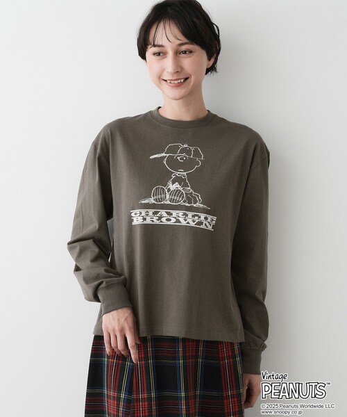Dessin(デッサン)の「PEANUTSロングTシャツ(Tシャツ/カットソー・レディース・オフホワイト/グレー/ブラウン系その他・02/04)」の15枚目の写真