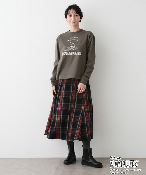Dessin(デッサン)の「PEANUTSロングTシャツ(Tシャツ/カットソー・レディース・オフホワイト/グレー/ブラウン系その他・02/04)」の17枚目の写真
