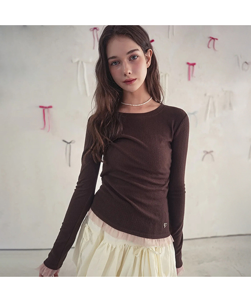 Vivacious(ビバシャス)の「Mirage Lace Frill Tee_5Colors(Tシャツ/カットソー・レディース・ブラウン/グレー/チャコール/ブラック/クリーム・SMALL/MEDIUM)」の4枚目の写真