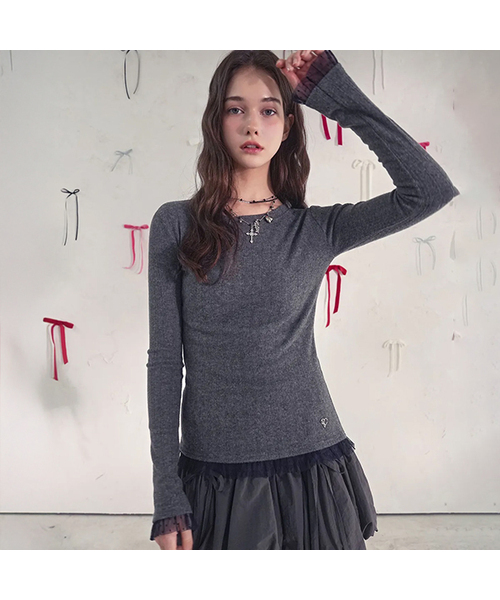 Vivacious(ビバシャス)の「Mirage Lace Frill Tee_5Colors(Tシャツ/カットソー・レディース・ブラウン/グレー/チャコール/ブラック/クリーム・SMALL/MEDIUM)」の3枚目の写真