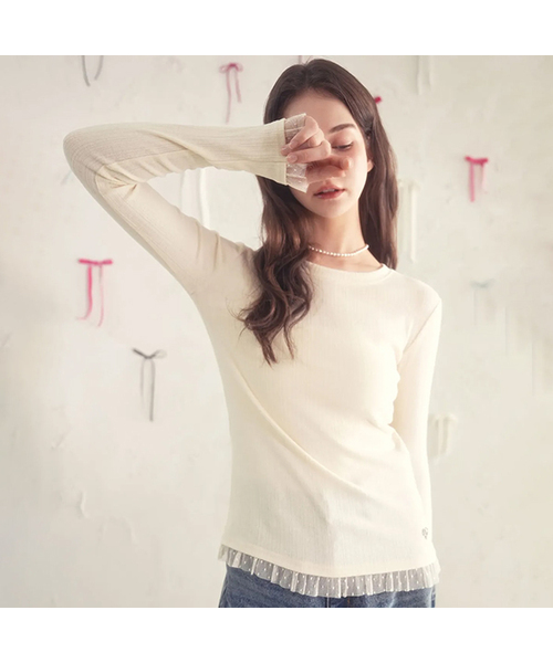 Vivacious(ビバシャス)の「Mirage Lace Frill Tee_5Colors(Tシャツ/カットソー・レディース・ブラウン/グレー/チャコール/ブラック/クリーム・SMALL/MEDIUM)」の5枚目の写真