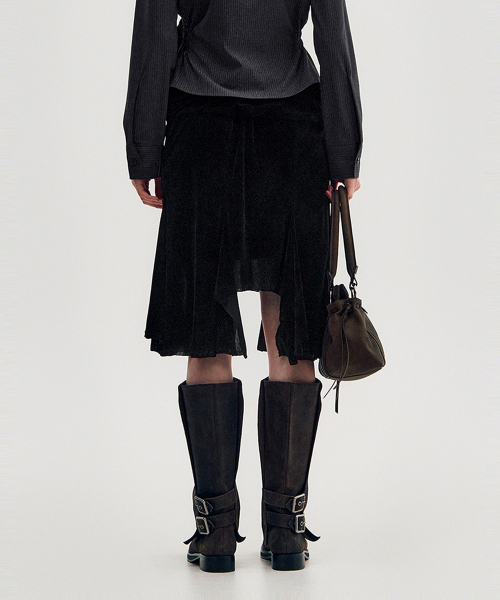 KIMZISU(キムジス)の「Velvet Jersey Gored Skirt _ BLACK(スカート・レディース・ブラック・SMALL/MEDIUM)」の3枚目の写真