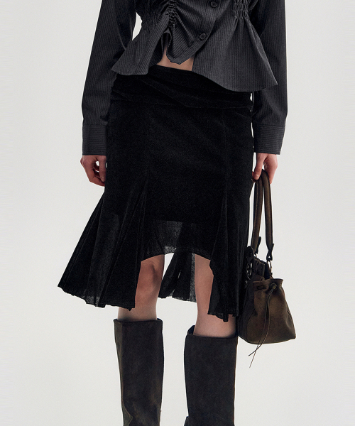 KIMZISU(キムジス)の「Velvet Jersey Gored Skirt _ BLACK(スカート・レディース・ブラック・SMALL/MEDIUM)」の4枚目の写真
