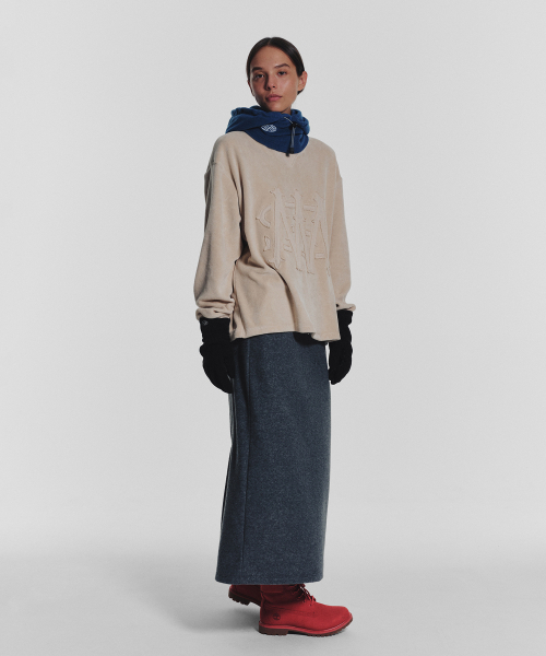 MENASOO(ミナス)の「Applique Velour Sweatshirt_Beige(スウェット・レディース・Beige・F)」の5枚目の写真