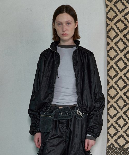 AOPT(アオプト)の「HIGH NECK SHIRRING BLOUSON - BLACK(ナイロンジャケット・レディース・その他・SMALL/MEDIUM)」の1枚目の写真