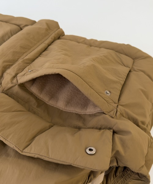 CANAL JEAN（キャナルジーン）の「Lakey Park　アウトポケットパファーベスト（ダウンベスト・レディース・ベージュ・ONE SIZE）」の13枚目の写真
