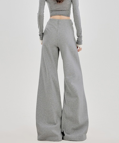 LYEON(リヨン)の「ジャージーフレアパンツ(スウェットパンツ・レディース・ブラック/グレー・LARGE/MEDIUM/SMALL)」の3枚目の写真
