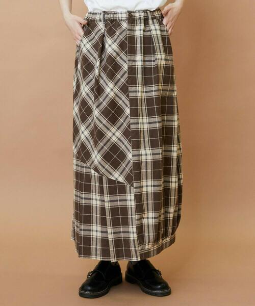 FRAPBOIS(フラボア)の「チェックパッチスカート(スカート・レディース・ブラウン/ネイビー・0/1)」の1枚目の写真
