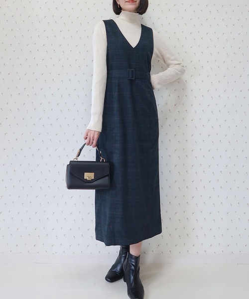 INTERPLAY(インタープレイ)の「【INTERPLAY x MAYUKO】Minimal I-Line Dress(ワンピース・レディース・ネイビー系/ブラック/ダークブラウン・FREE)」の14枚目の写真